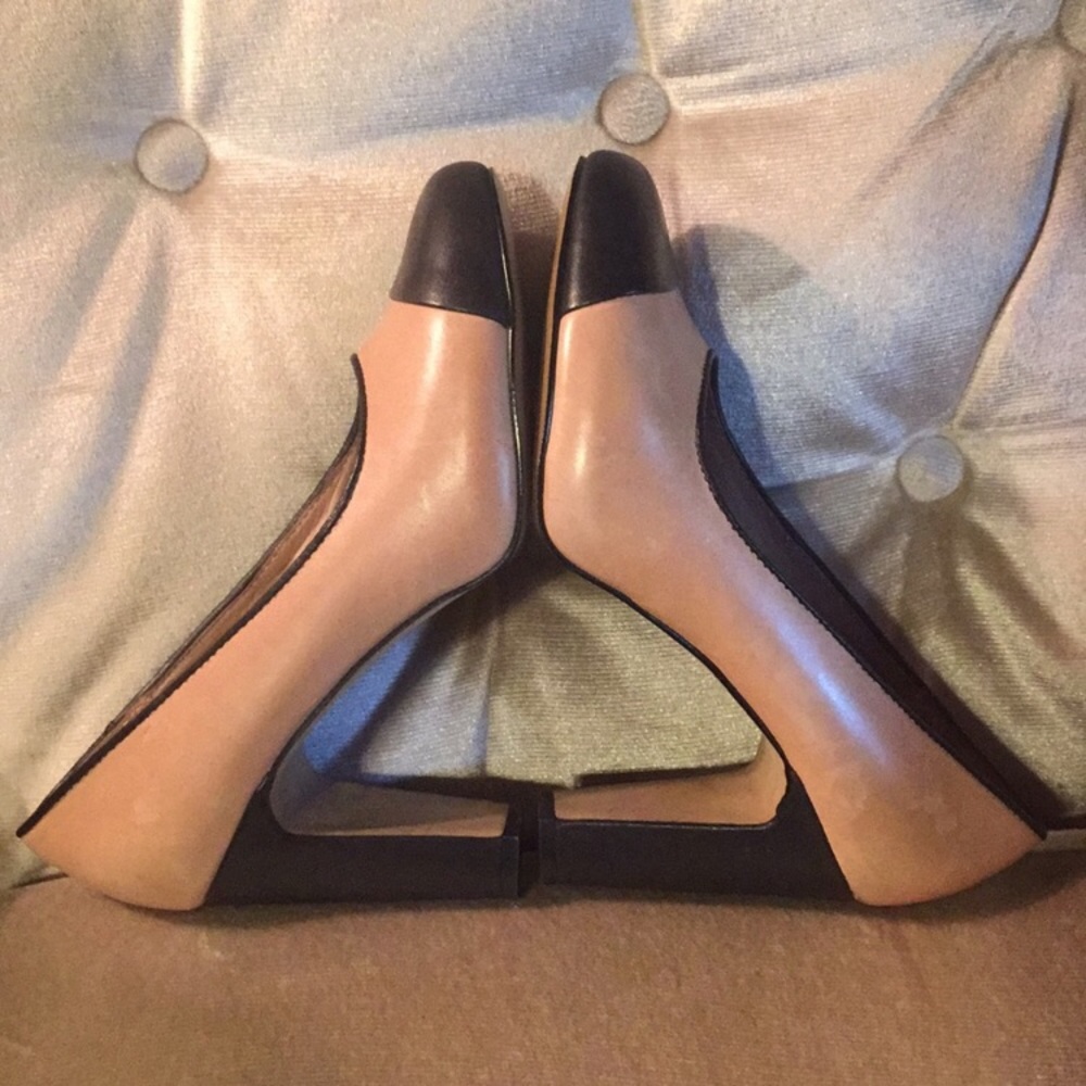 Beautiful FOSSIL pumps - Picture 3 of 6